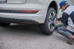 SJ Tires | Mobile tire replacement Denver Metro Area
