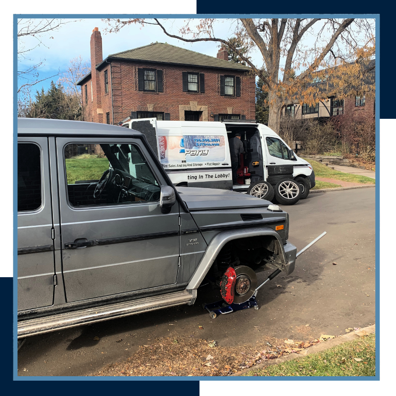 G wagon getting mobile tire change services
